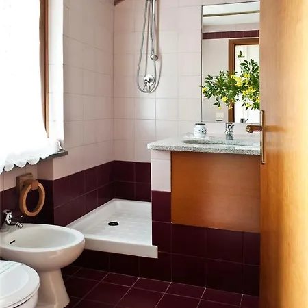 Cavendo Tutus Kır Evi *