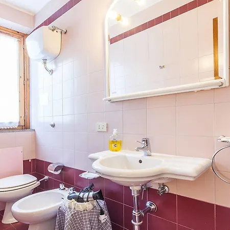 Kır Evi Cavendo Tutus Roma