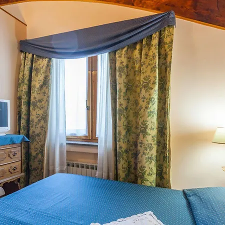 Cavendo Tutus Country house